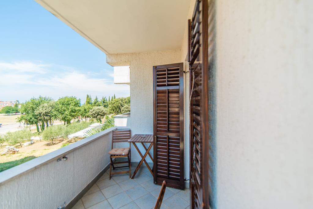 Hotel Villa Vrsar Bagian luar foto