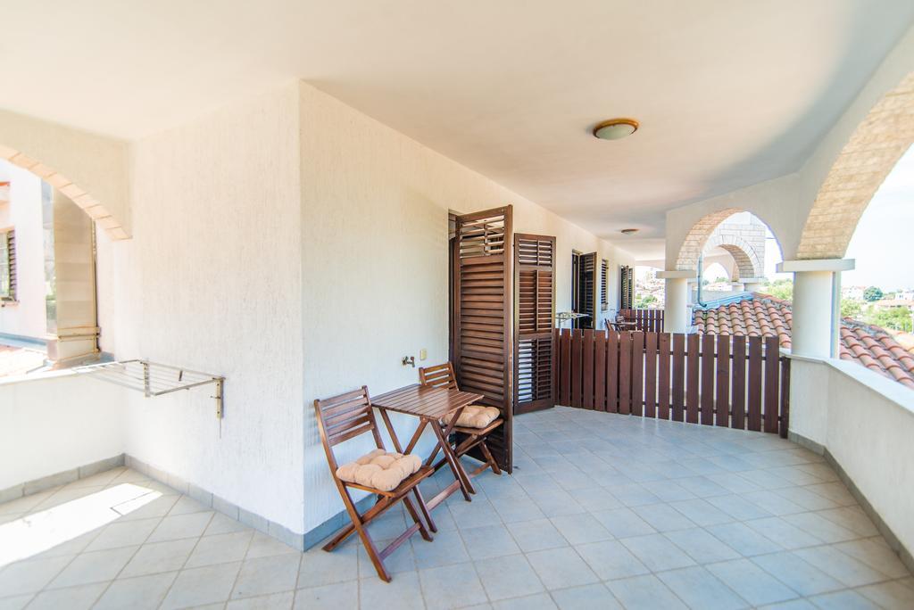Hotel Villa Vrsar Bagian luar foto