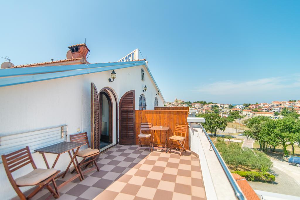 Hotel Villa Vrsar Bagian luar foto